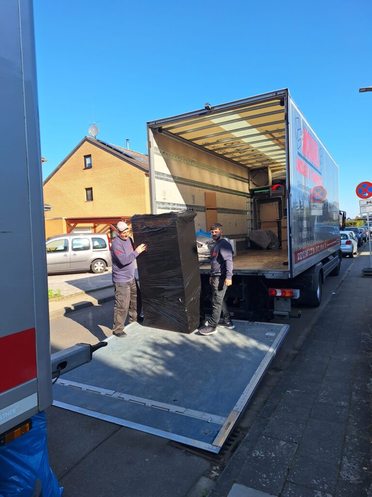 WhatsApp Image 2025-10-20 at 13.39.40