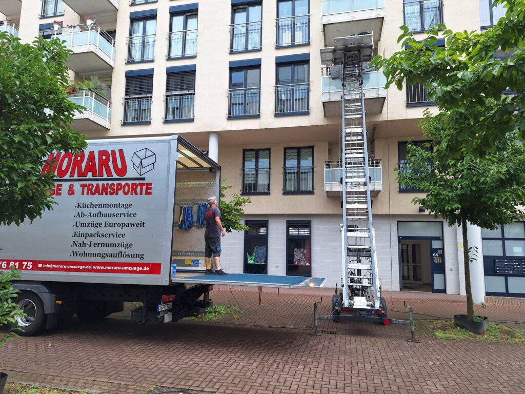 WhatsApp Image 2025-10-20 at 13.39.41 (2)