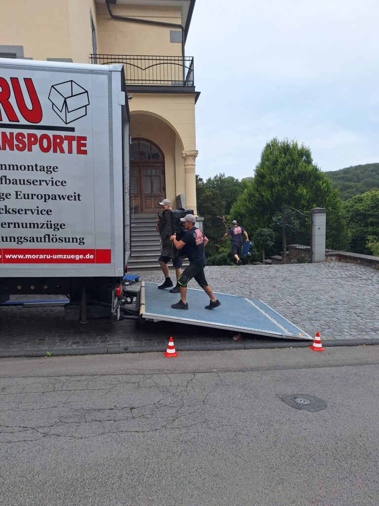 WhatsApp Image 2025-10-20 at 13.39.41 (4)