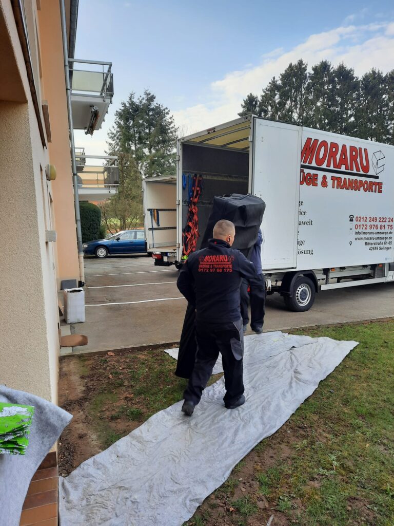 WhatsApp Image 2025-10-20 at 13.39.43 (2)